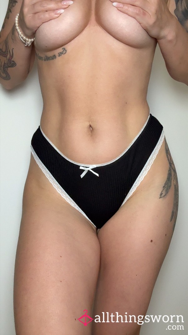 Signature Scented Panties – Cla**ic Noir Rib
