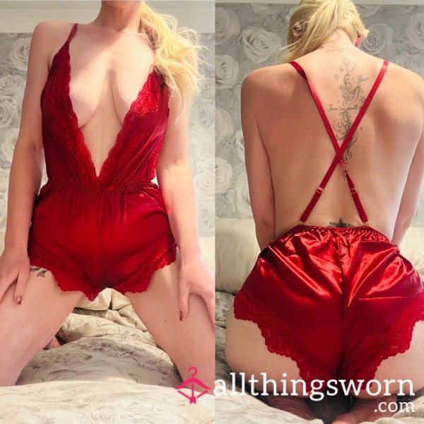 Silk Red 💦👅