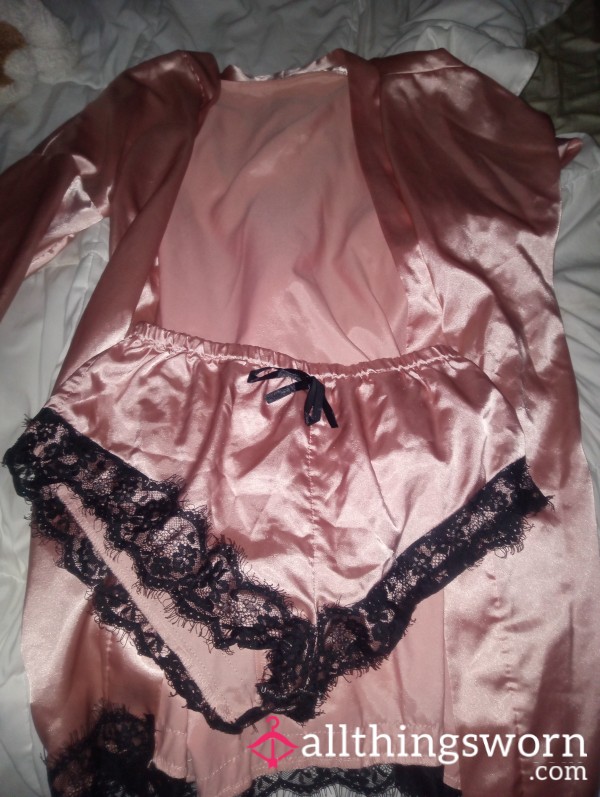 Silk Shorts And Robe Set (included Shipping For US)