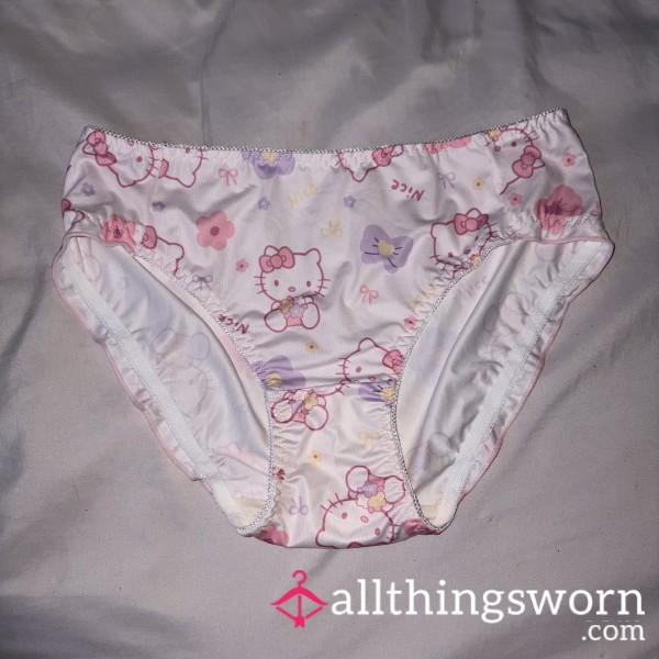 Silky Hello Kitty Panties🐱🎀