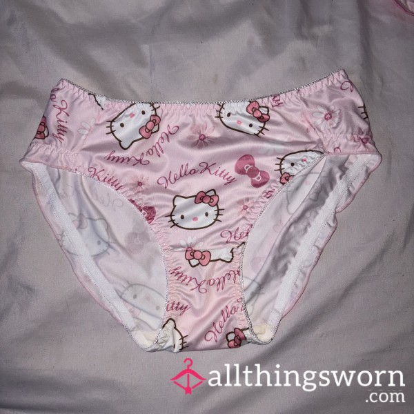Silky Hello Kitty Panties🐱🎀