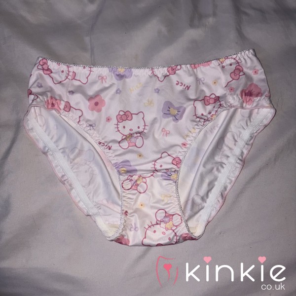Silky Hello Kitty Panties🐱🎀