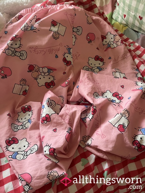 Silky Hello Kitty Pyjamas