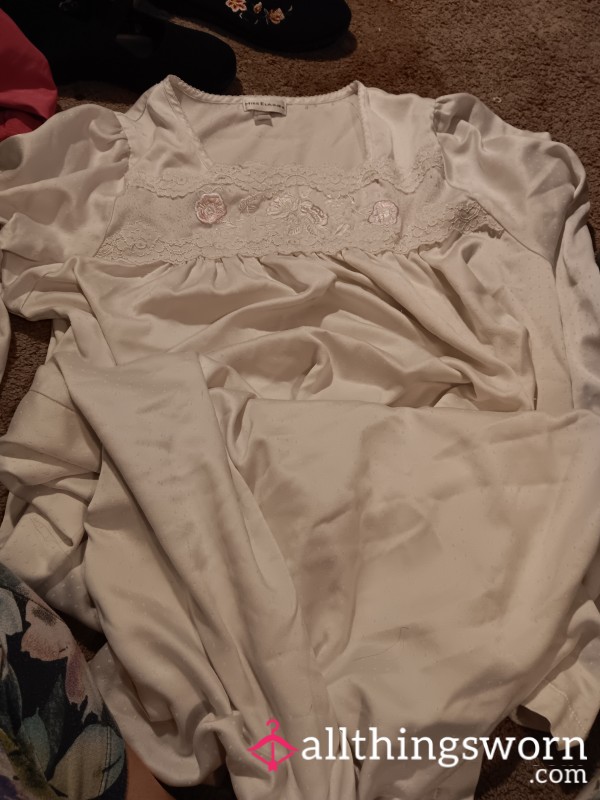 Silky Secrets – Worn Miss Elaine Vintage Nightgown