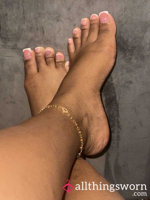Silky Slow-Mo: Oiled Feet Rub👣🫦
