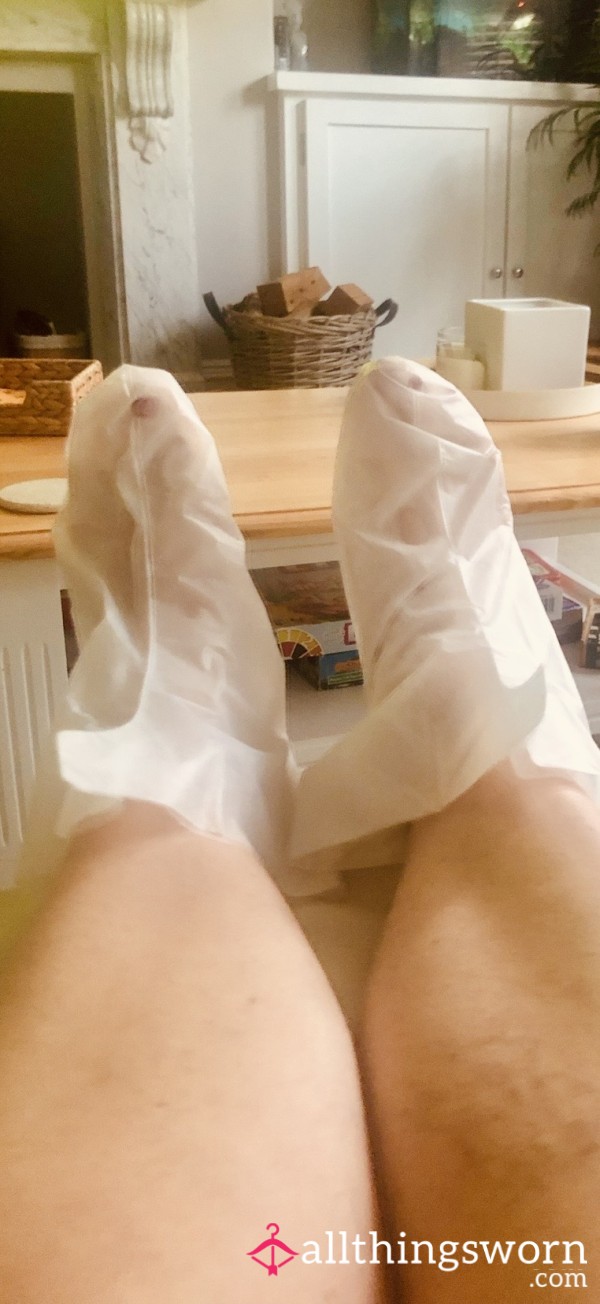 Silky Smooth Used Moisture Foot Mask