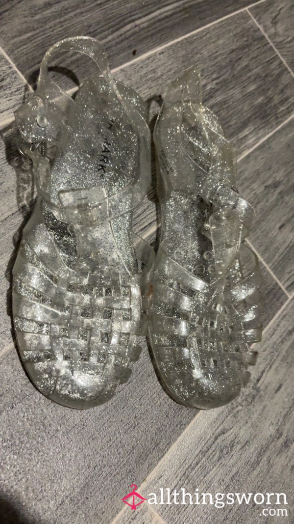 Silver Sparkle Jelly Shoes 🩶