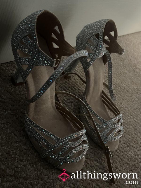 Silver Sparkly Dancing Shoes - Worn By A Princess 🦶🏻👸🏼