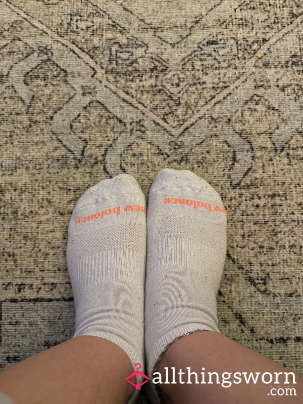 Simple Feet Pics With White Nails And A Birthmark!😚