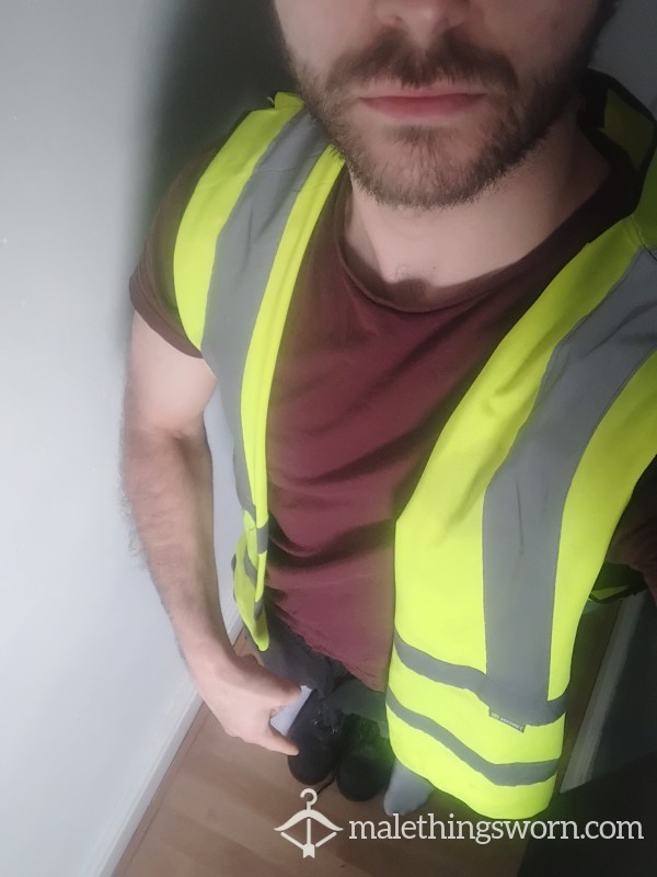 Sir Conducts Gay Humiliation, Tradie Gear, Wank And Some Foot Stimulus.