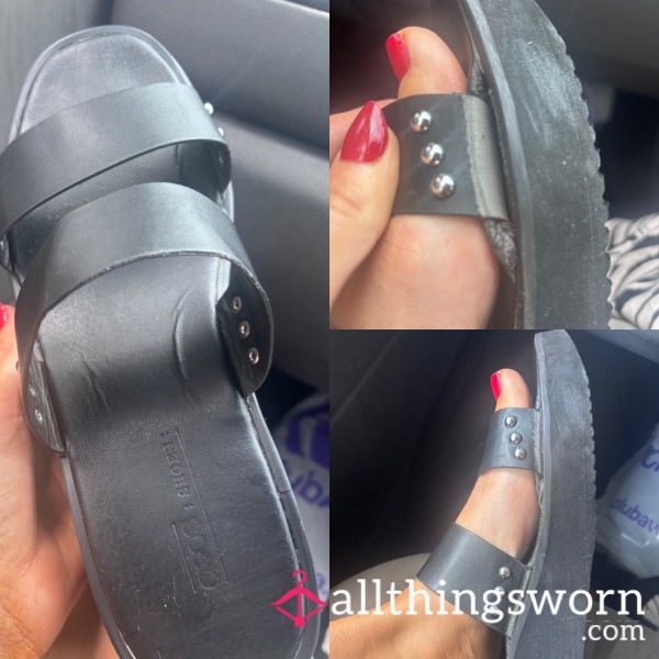 Siren’s Holiday Sandals 🩴 Well Worn, Sweaty And Need Attention 😉