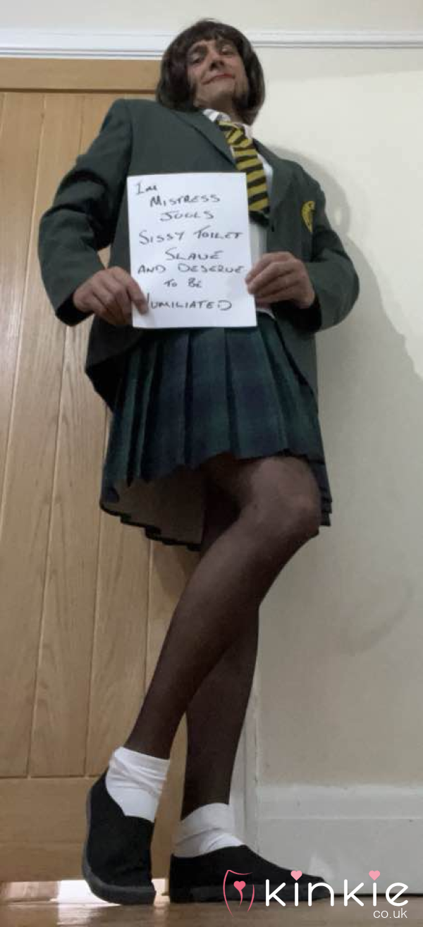 Sissy Lucy Wants To Perform For You And Be Humiliated 🤣
