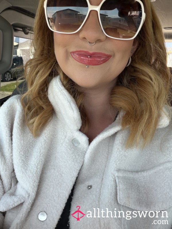 Sissy Make-Up Lessons