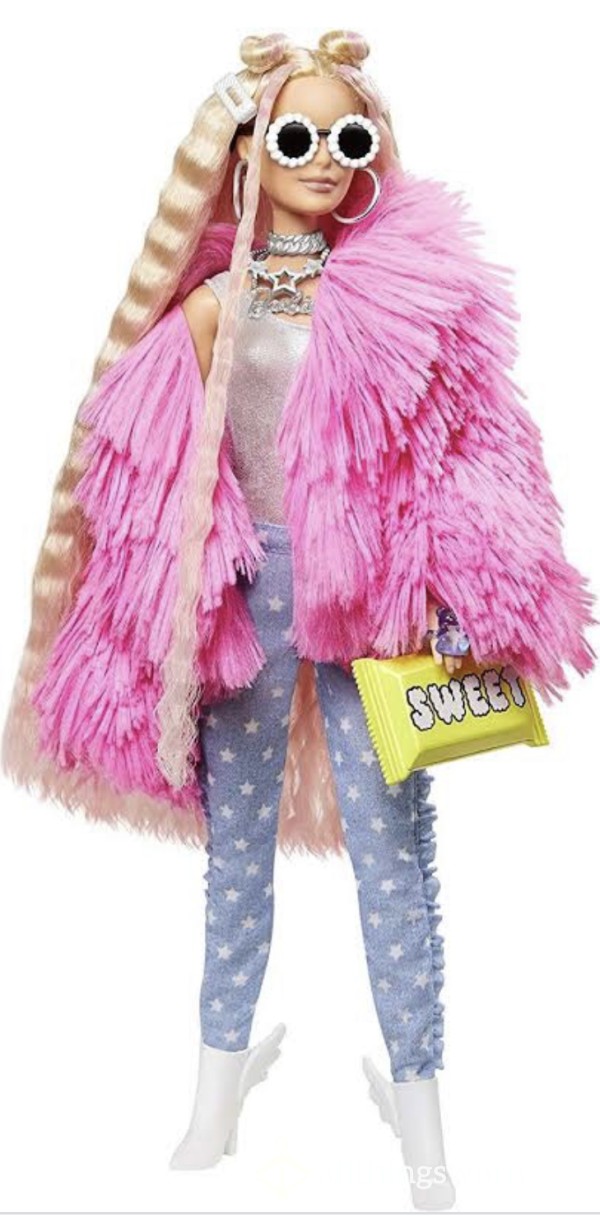 Sissy Wanted - Dress Up Play