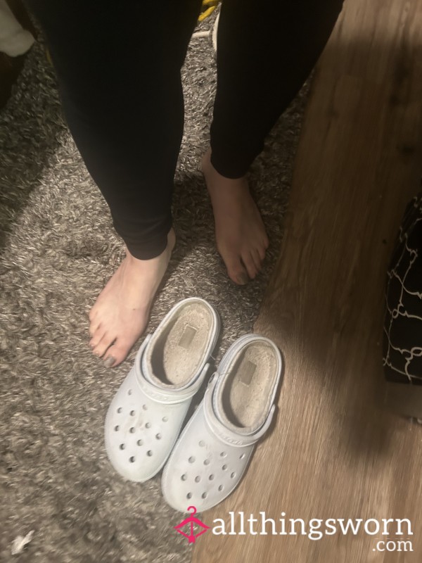 Size 10 Baby Blue Crocs Nurse Feet