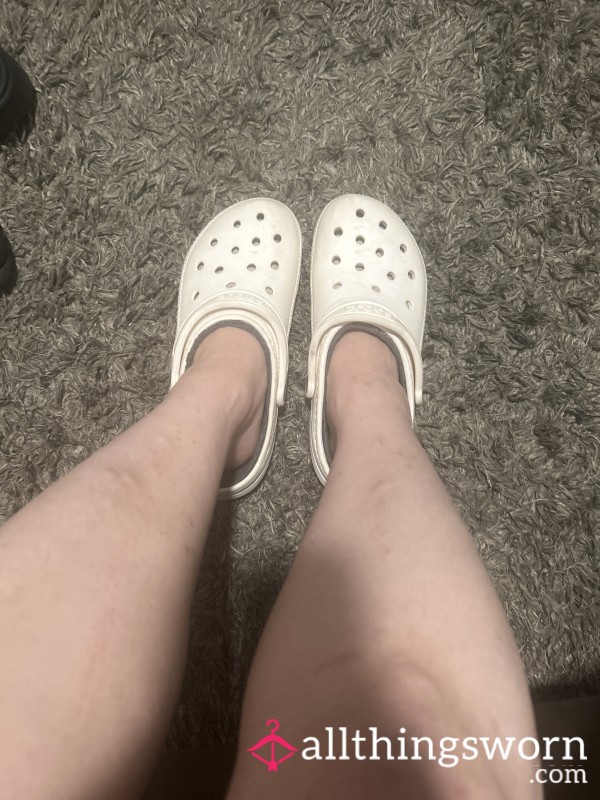 Size 10 Crocs Dark Gray Fur Inside