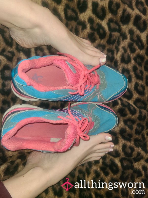 Size 10 SWEAT FILLED Smelly Sneakers