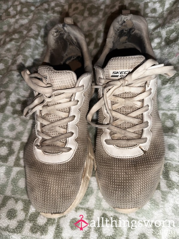 Size 10 White Sneakers