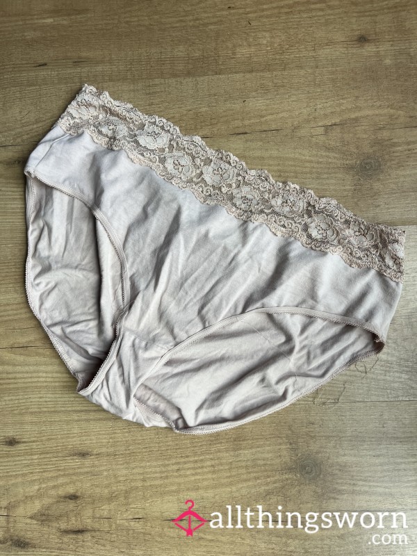 Size 22 Cream Nickers