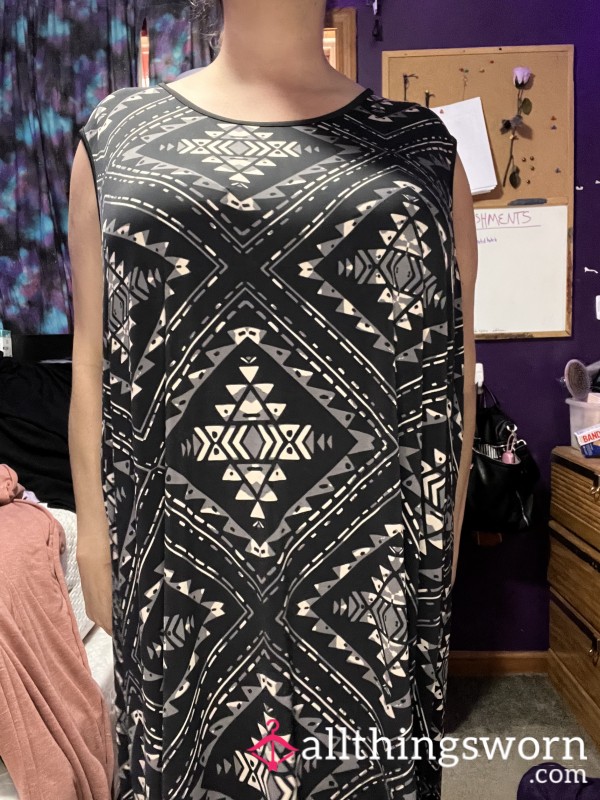 Size 2x Black And Gray Pattern Dress