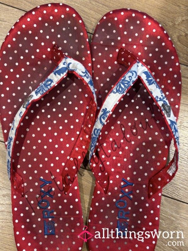 Size 3 Red Roxy Flip Flops
