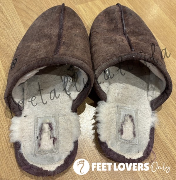 Size 3 UGG Slippers