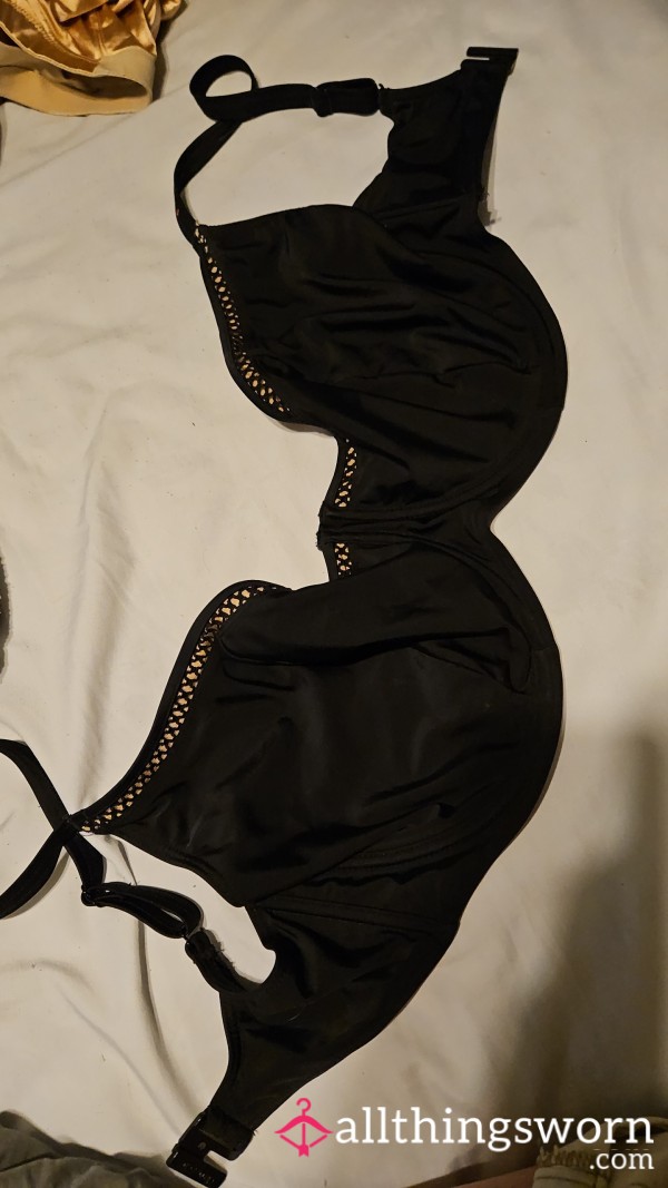 Size 38N! You've Never Seen A Bikini This Big!