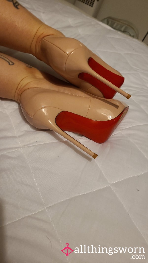 Size 4 Nude So-Kate Louboutins