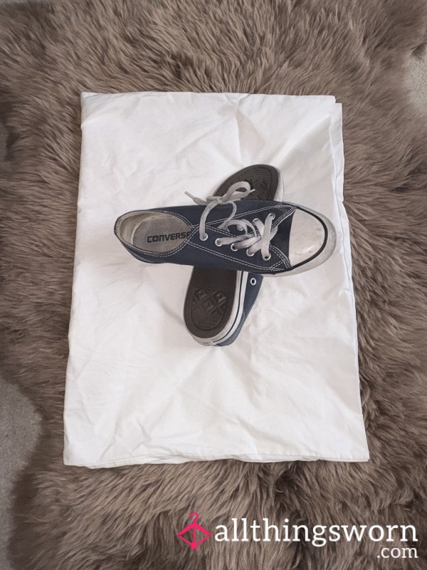 Size 4, Smelly Converse