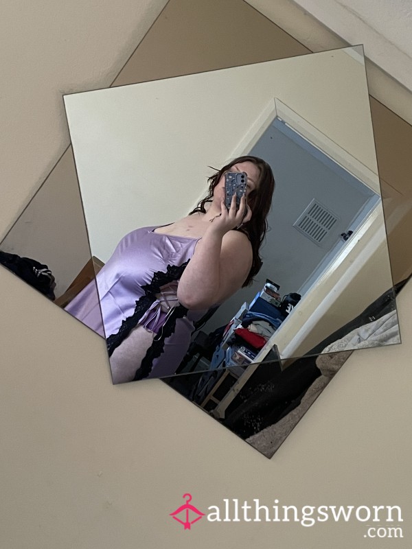 Size 40H Titties On Show