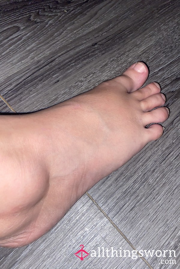 Size 5 Feet