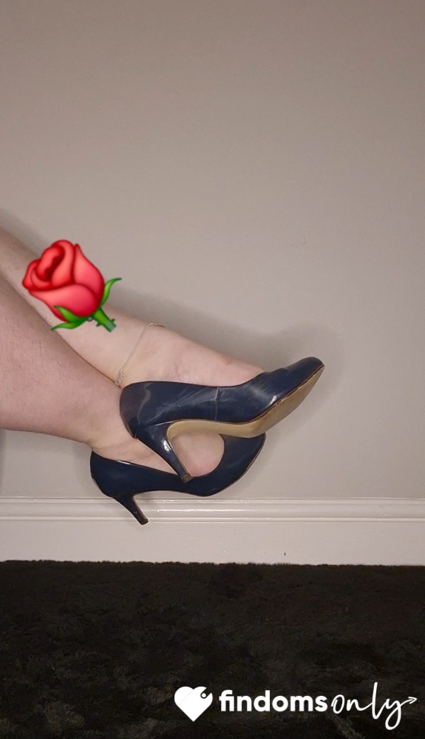 🌹Size 6 Blue Highest Heels 🕷