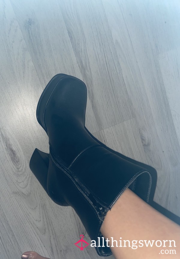 Size 6 Platform Boots