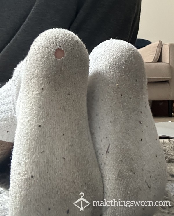 Size 6 White Socks (USED) 😈