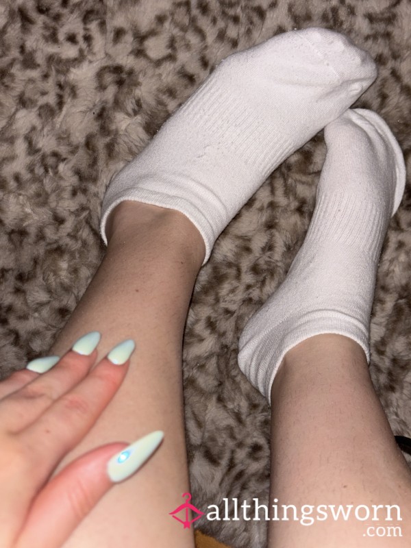 Size 7 Gym Going, Office Working Girl Socks Xox