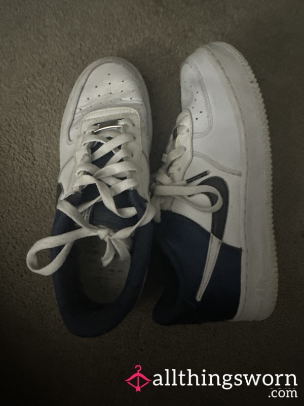 Extremely Worn Size 7Y/8.5W Air Force Ones. Missing Insoles. Worn Without Them.
