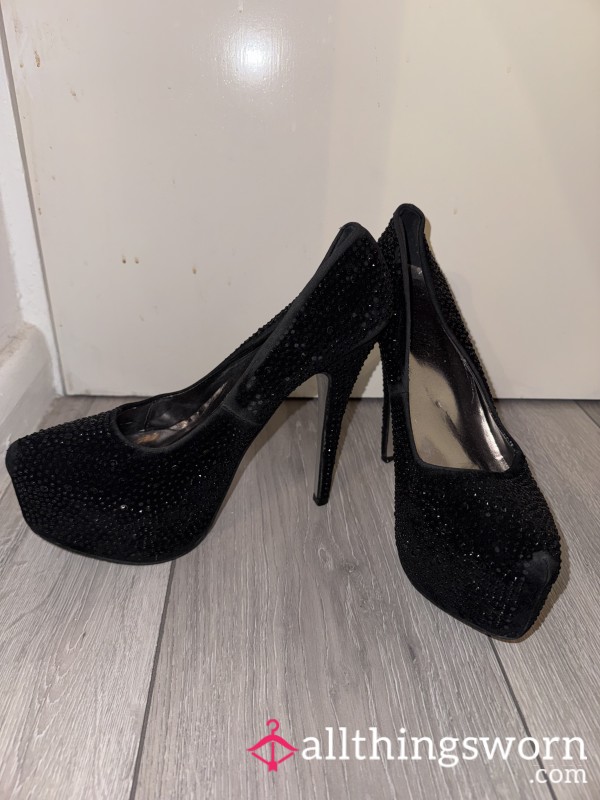Size 8 Black Heels: 48 Hours Of Pure Goddess Filth