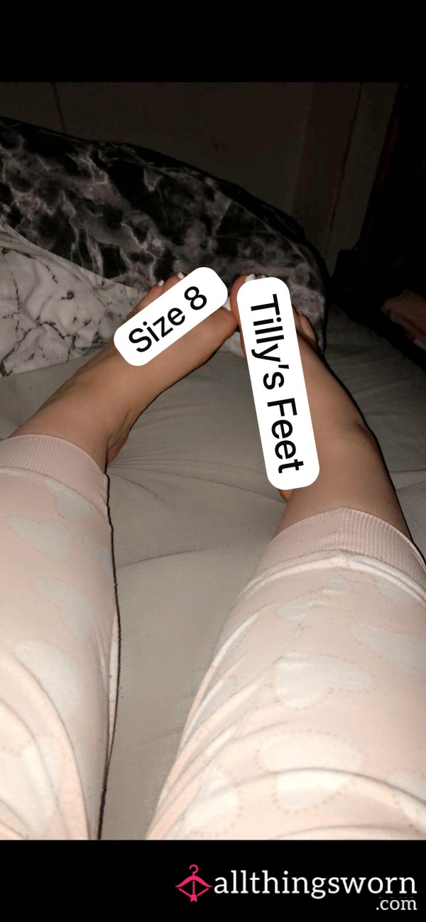 Size 8 Feet Picture