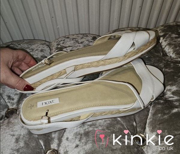 Size 8 Flat Sandals