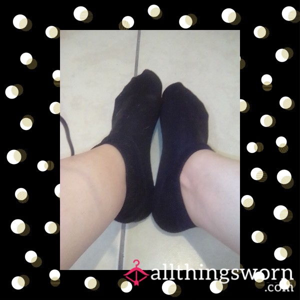 Size 8 Plain Black Ankle Socks