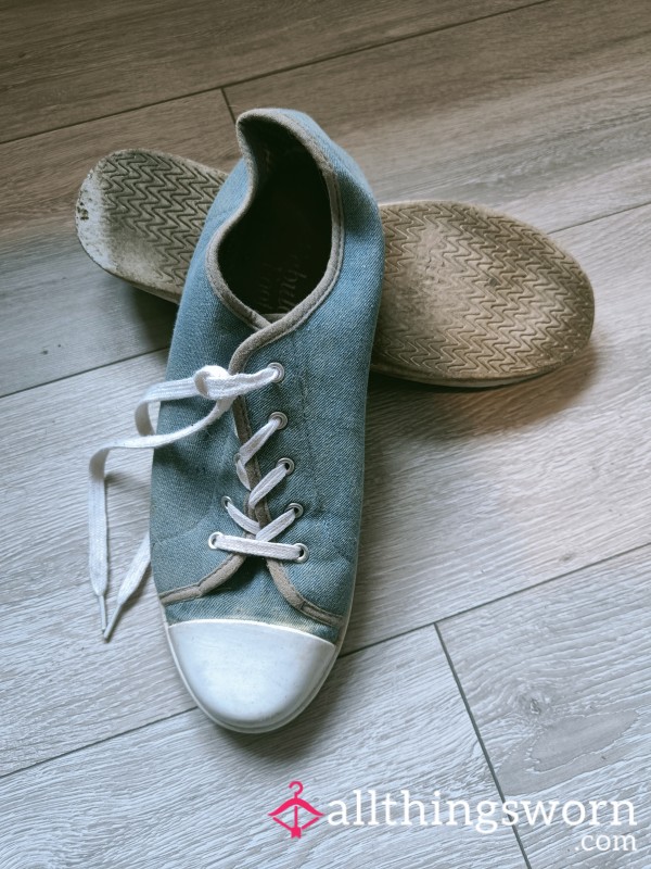 Size 8 Pumps, Blue And White