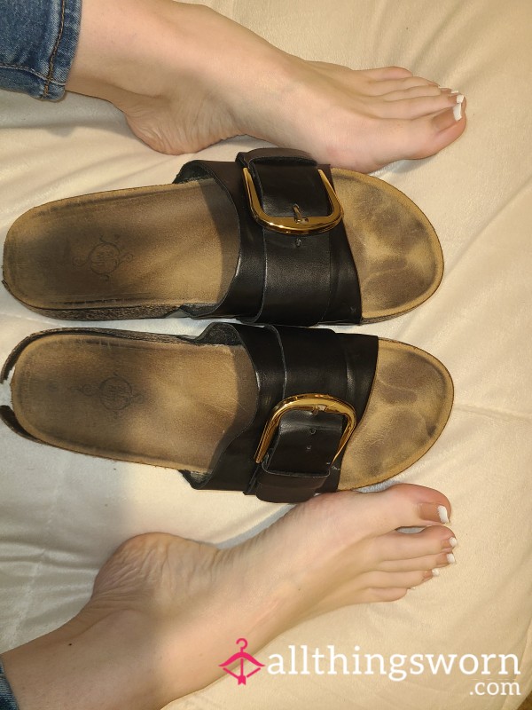 Size 9 Birkenstock Style Sandals