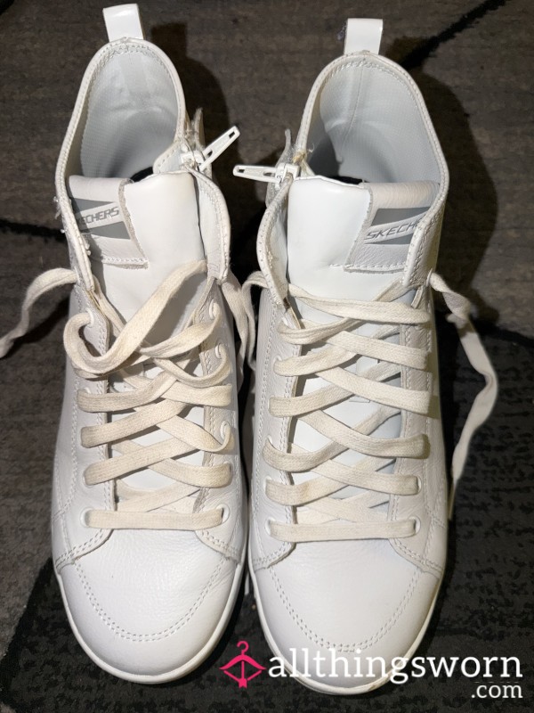 Size 9 Sketcher HighTops - Heavily Worn