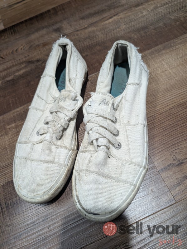 Size 9 White Shoes