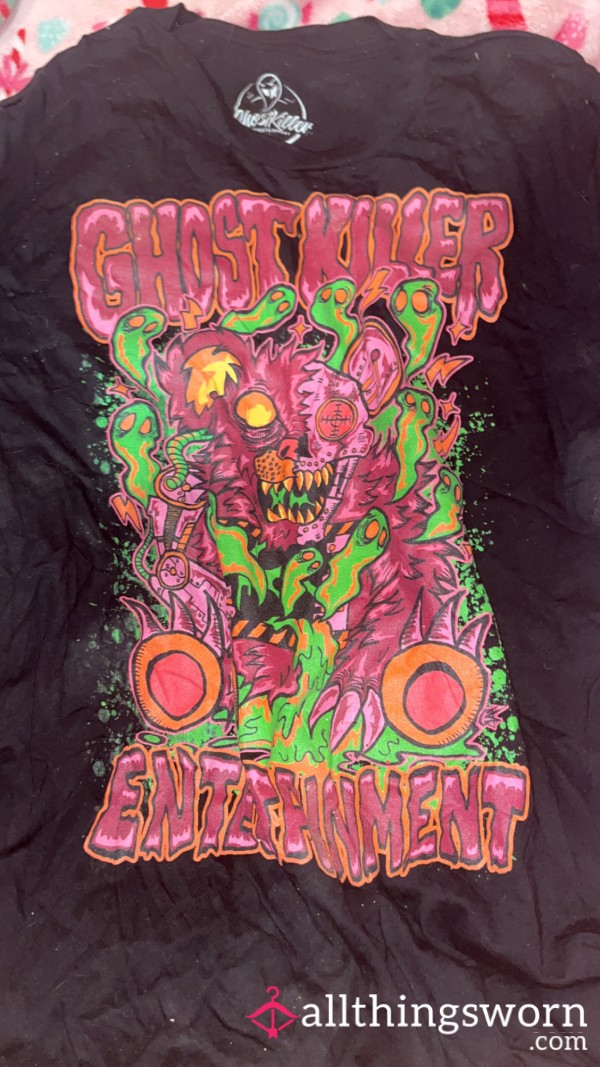 Size Large, STINKY DIRTY SWEATY Emo Girl’s Graphic T-shirt 🩷💗🍓