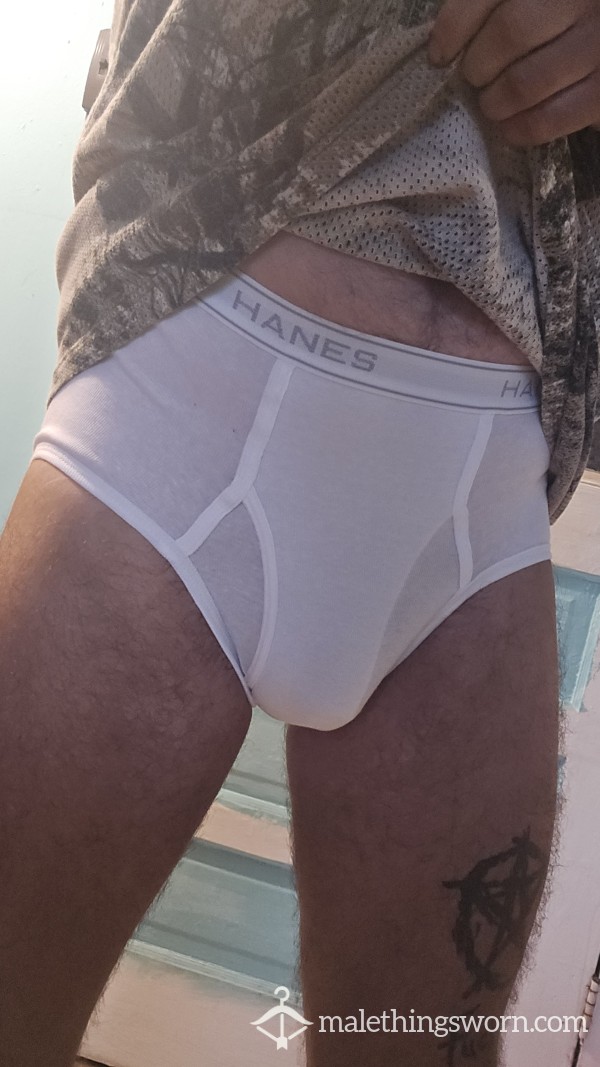 Size Medium Hanes Tighty Whities Briefs