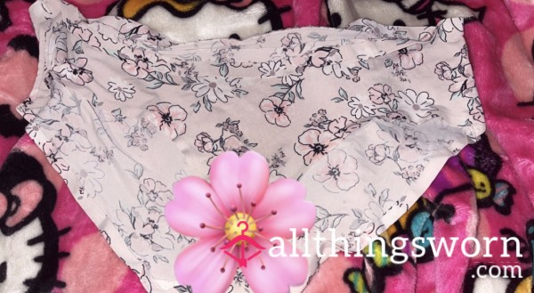 (Size Small, But Fits Like A Large To Extra Large) Silky Cheeky Flor*l Pink And White Panties 🌸🐇 (3 Day Wear)