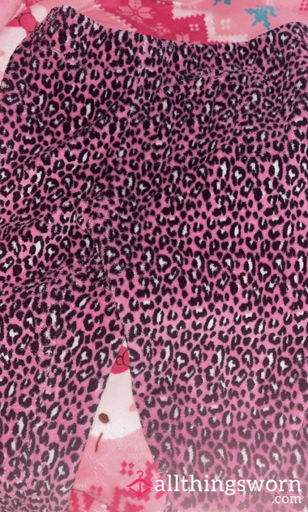 (Size Small) Fuzzy Soft Furry Leopard Cheetah Print Pink And Black Pajama Pants 🖤💖🐆