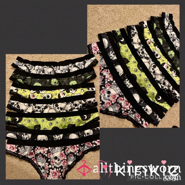 Skull Print Thongs 💀❤️