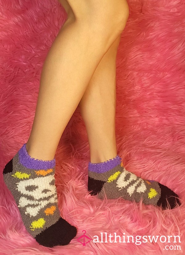 ☠️ Skull Socks Scary Sp**ky Halloween Socks Furry Fluffy Socks Short Ankle Socks Well Worn Japanese Asian Feet Fetish Tattooed Foot Arched Small Petite Feet Gym Model Trainer